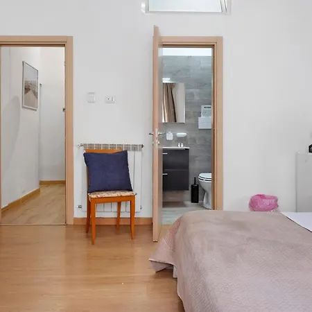 Josephine - Bed & Breakfast
